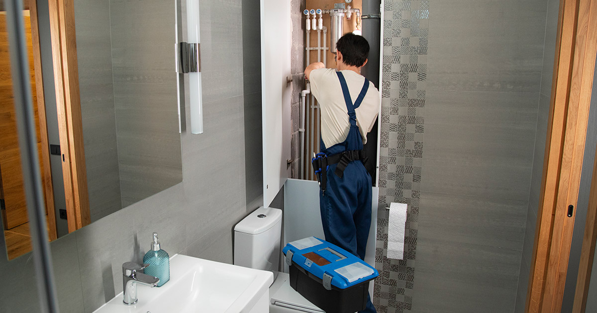 Use Real Photos and Testimonials to Convert Bathroom Remodel Leads
