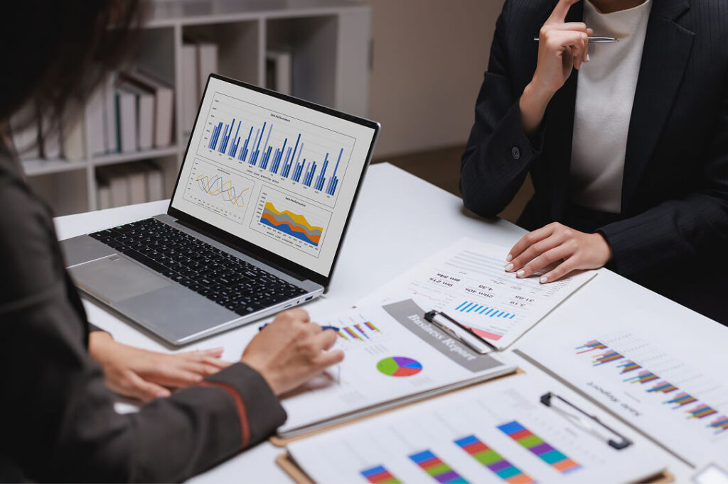 electrician SEO company that offers reporting